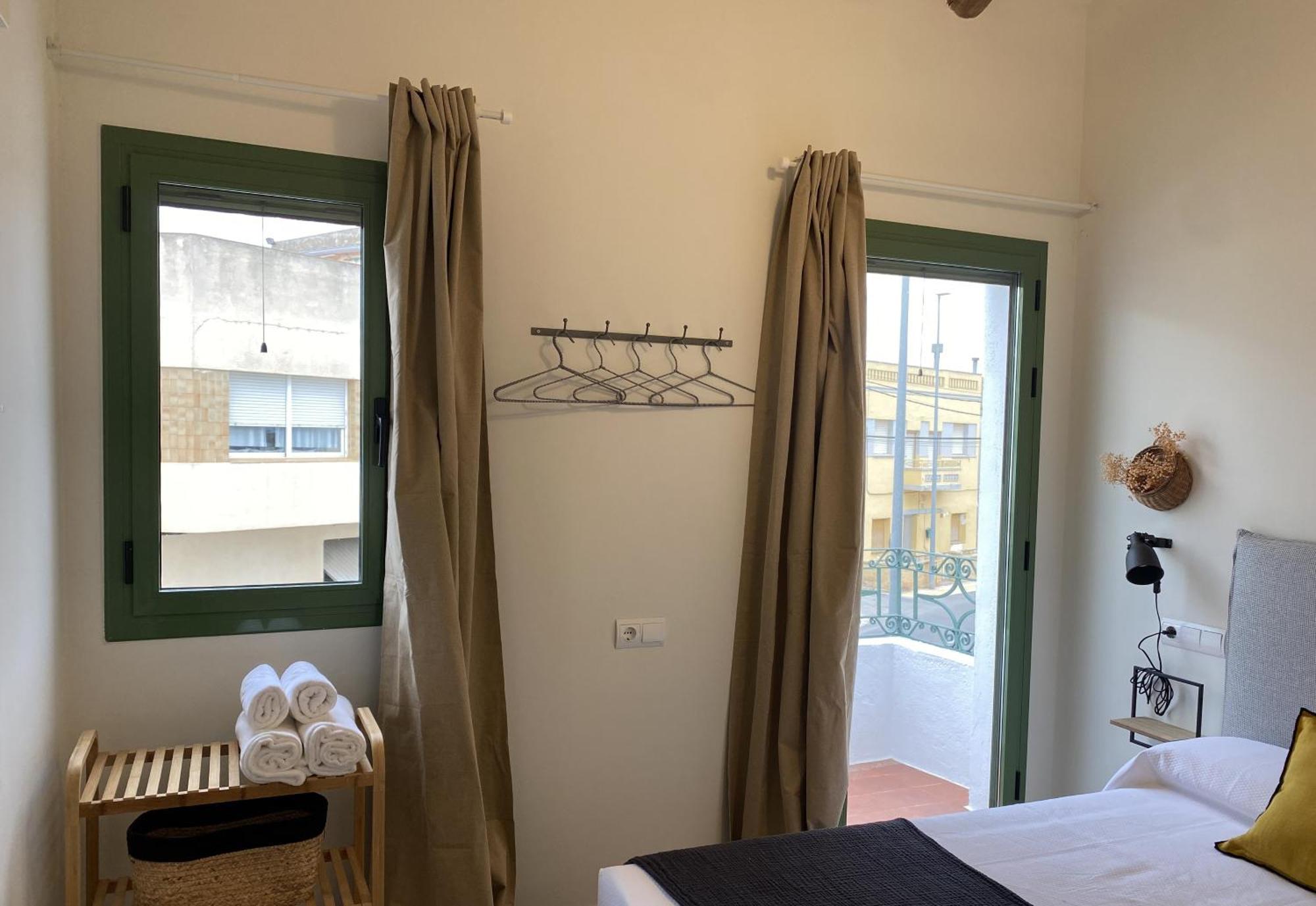 Les Filles Hotel Deltebre Exterior foto