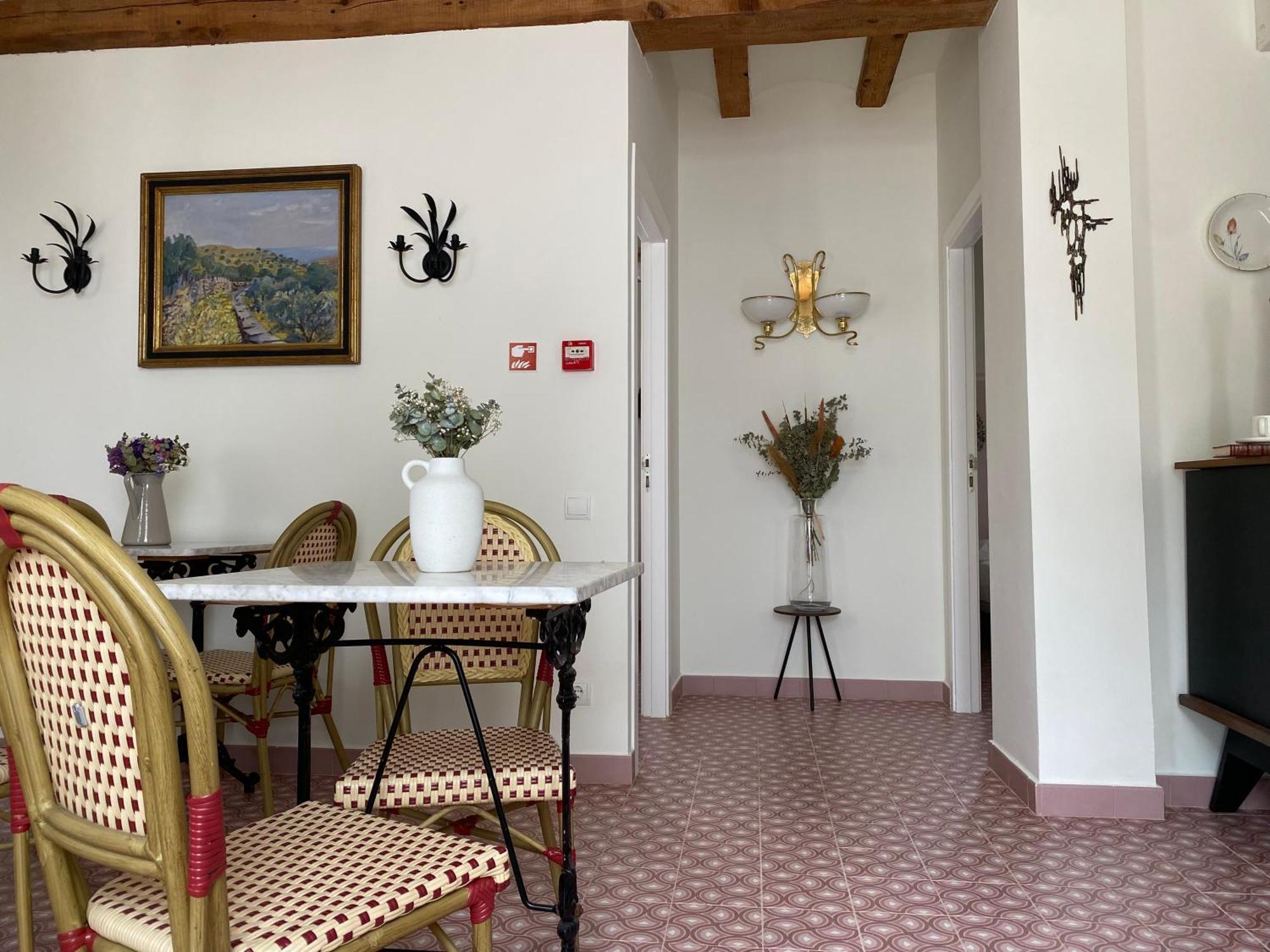 Les Filles Hotel Deltebre Exterior foto